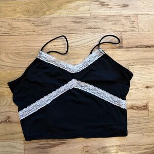 Black crop tank